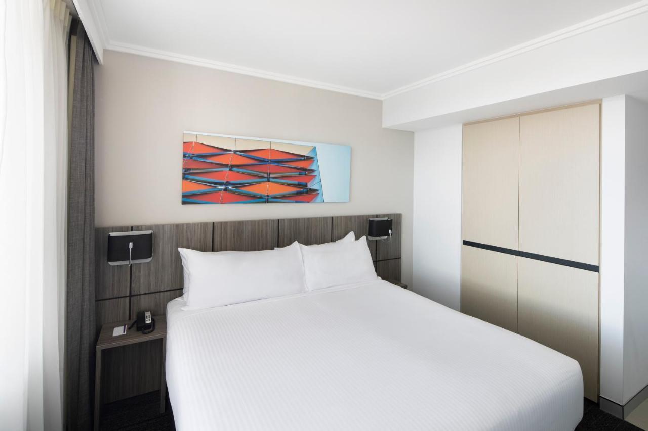 Mercure Sydney Bankstown Esterno foto