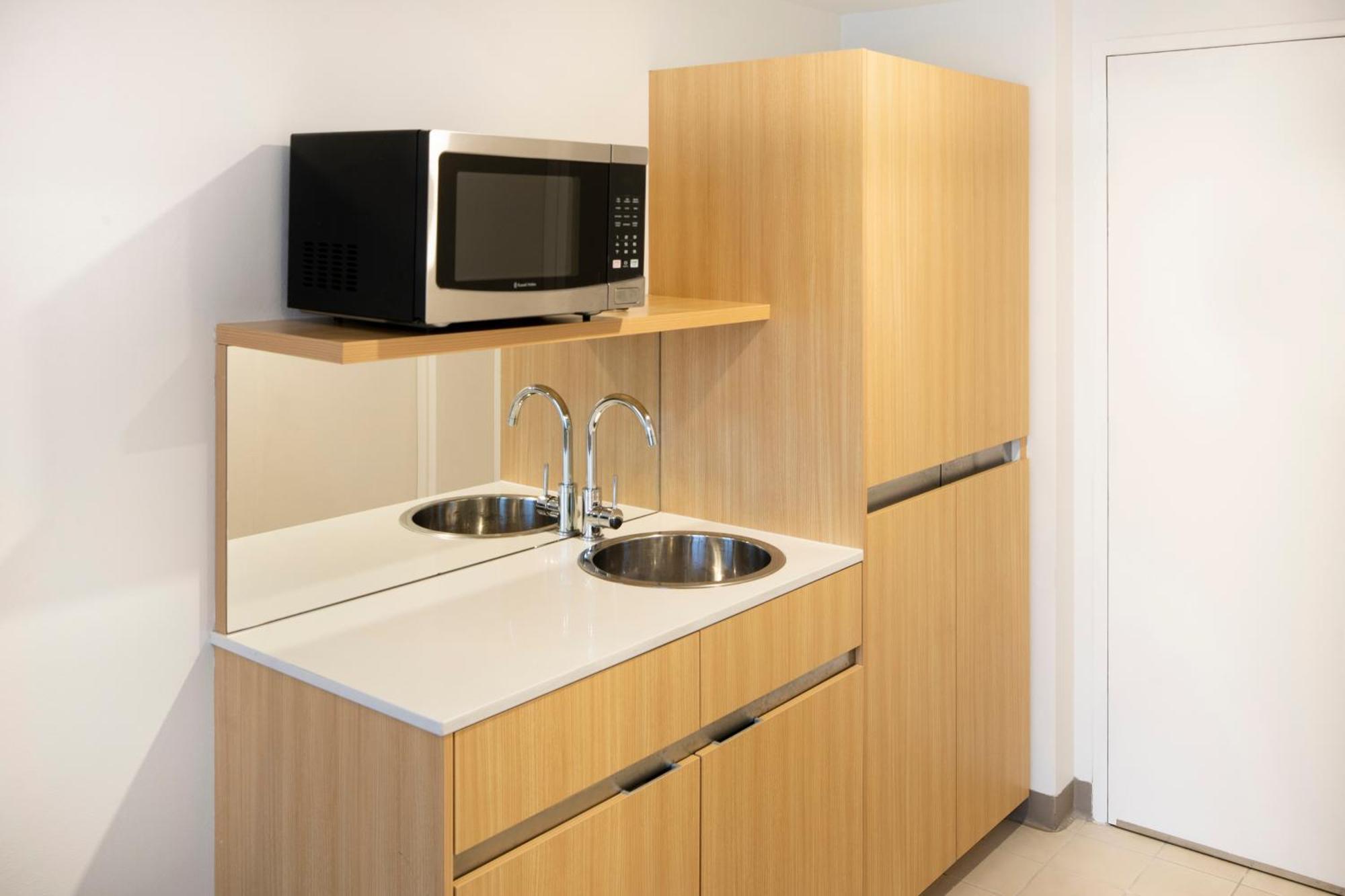 Mercure Sydney Bankstown Esterno foto