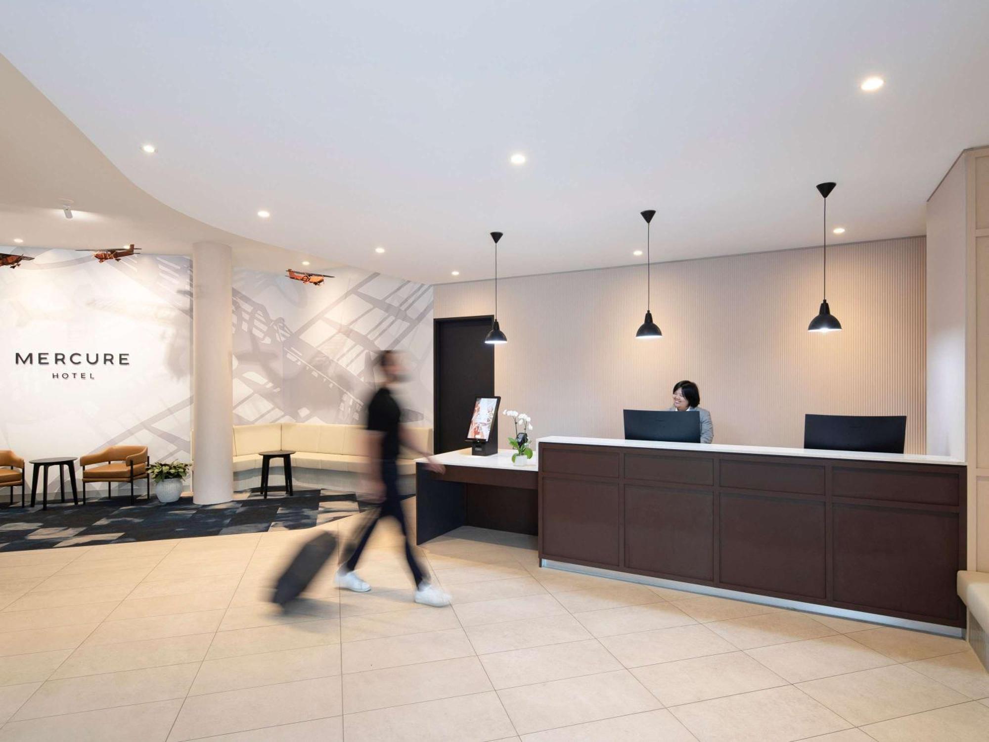 Mercure Sydney Bankstown Esterno foto